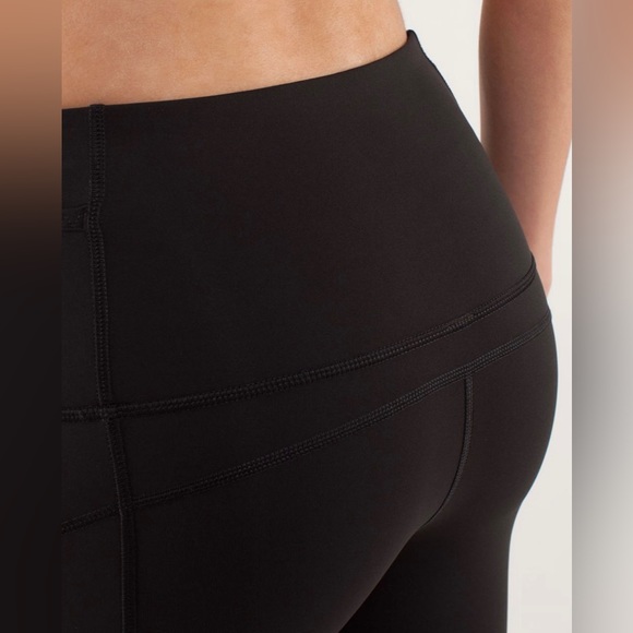 Lululemon Run: Ice Queen 7/8 Tight Black Size 4 - Picture 4 of 12